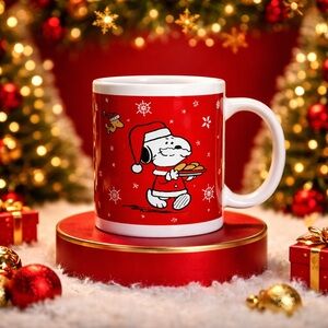 Peanuts Gallerie 2012  Snoopy 11 OZ. Ceramic Christmas Mug